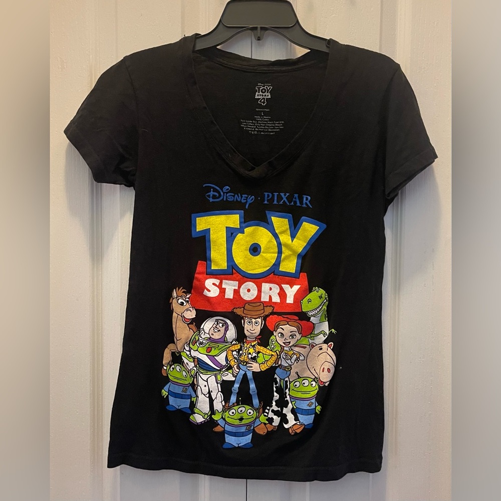 Disney Toy Story Women’s shirt Large